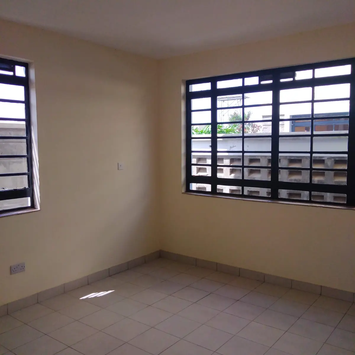 4-Bedroom House with DSQ, Cabro Paving, and Private Garden